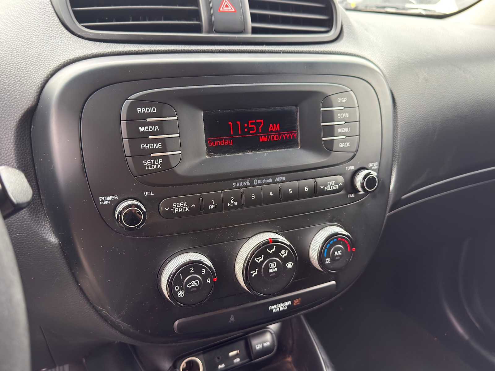Used 2016 Kia Soul FWD image 12
