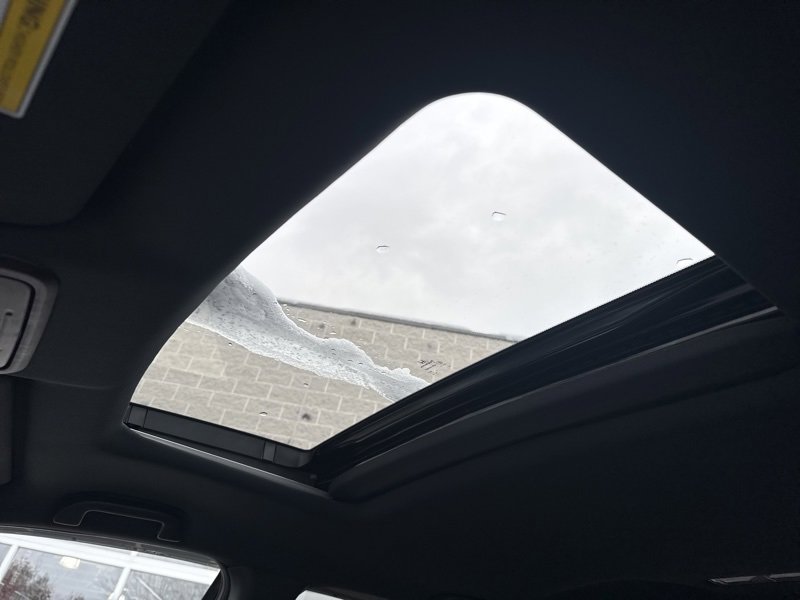 Used 2023 Honda Ridgeline Black Edition image 16