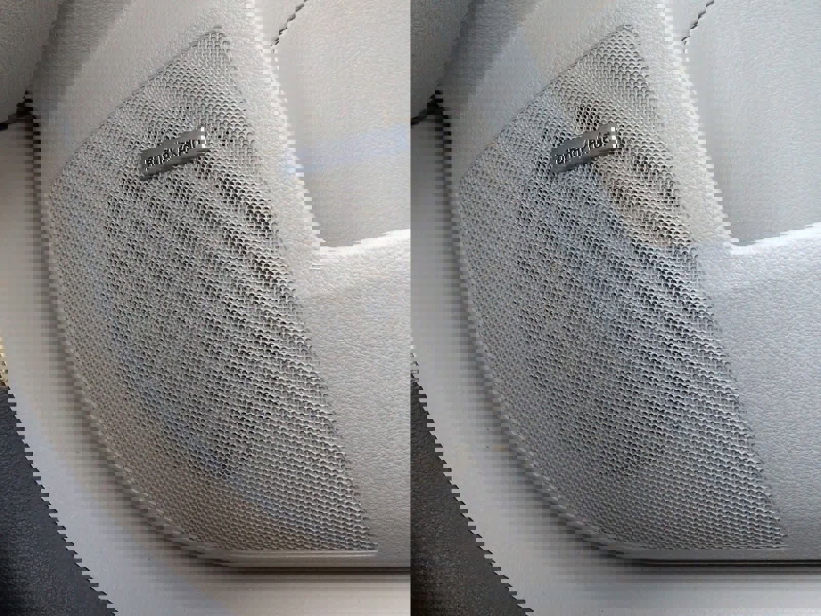 Used 2012 Subaru Outback 3.6R Limited image 32