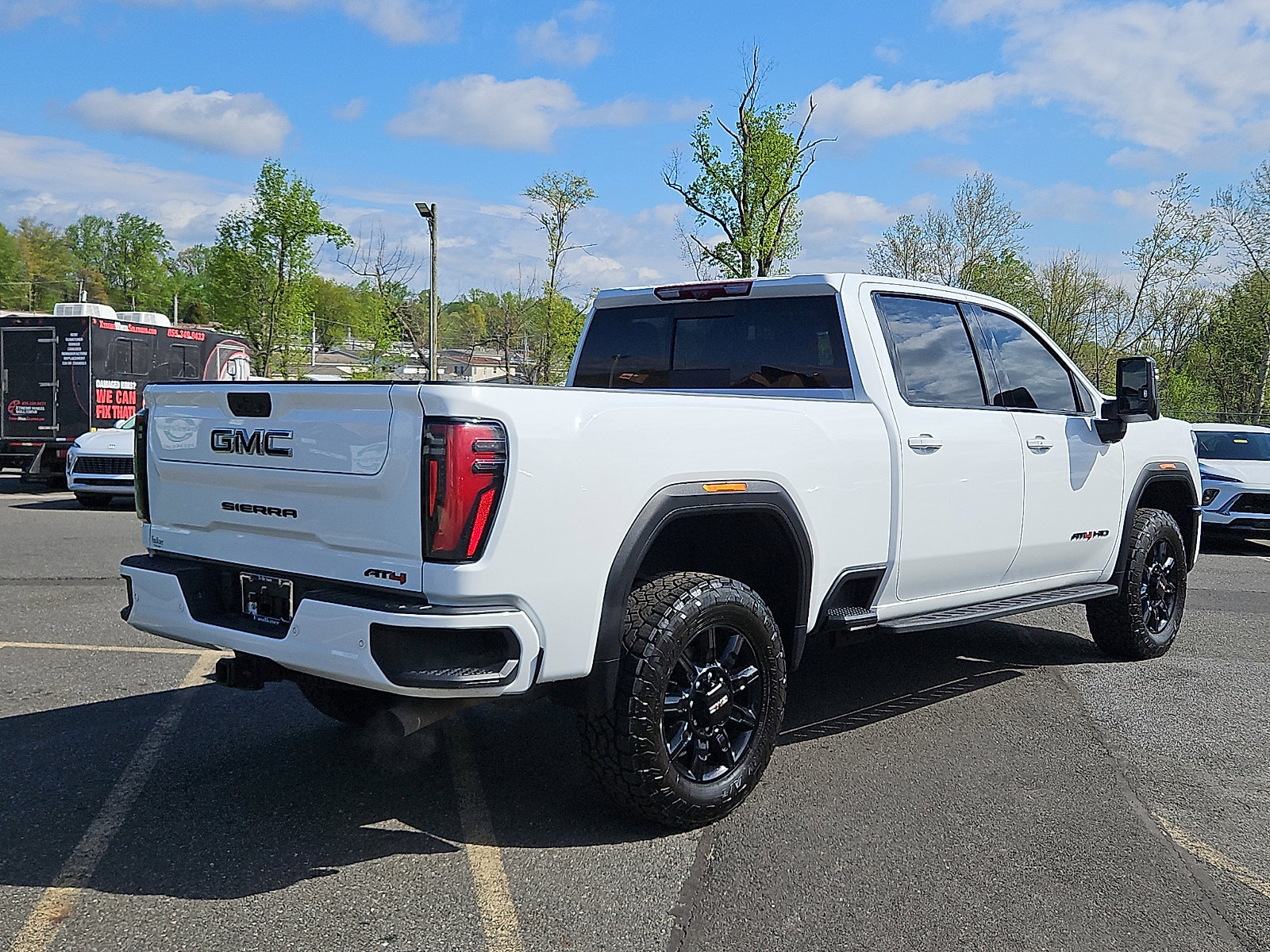 Used 2024 GMC Sierra 2500 AT4 w/ AT4 Premium Plus Package image 6