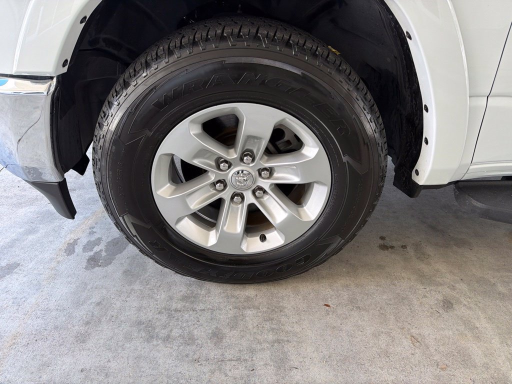 Used 2022 RAM 1500 Laramie AWD/4WD image 15