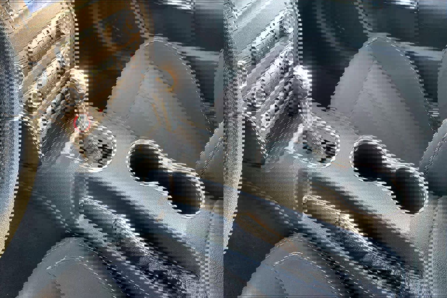 Used 2021 Ford Mustang EcoBoost image 19