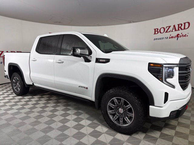 Used 2024 GMC Sierra 1500 AT4 w/ Technology Package AWD/4WD image 18