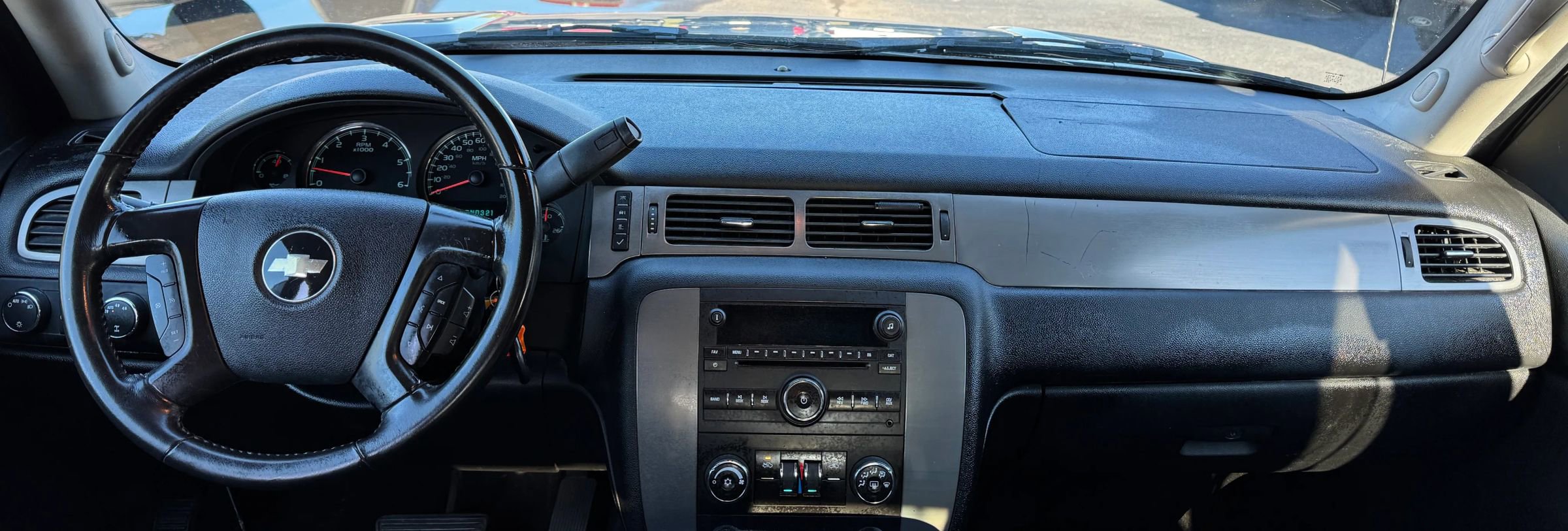 Used 2008 Chevrolet Avalanche LS AWD/4WD image 25