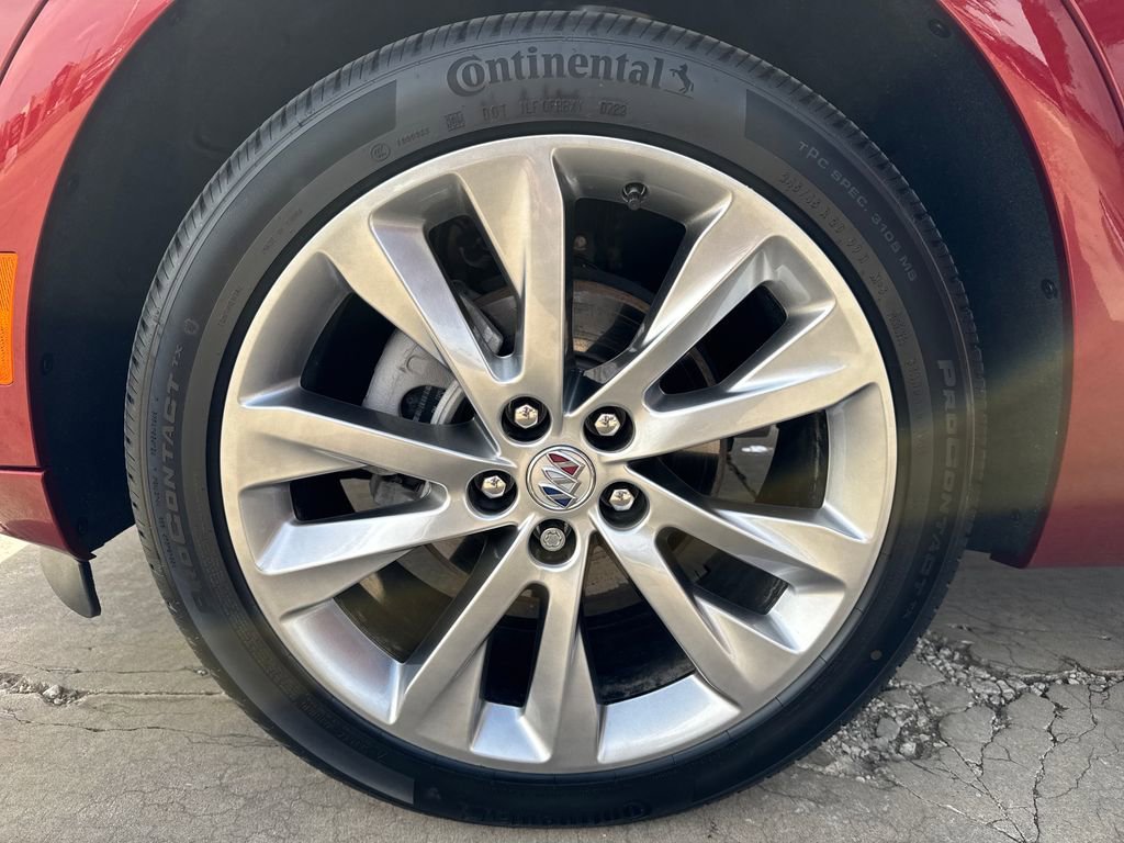 Certified 2023 Buick Envision Avenir AWD/4WD image 10