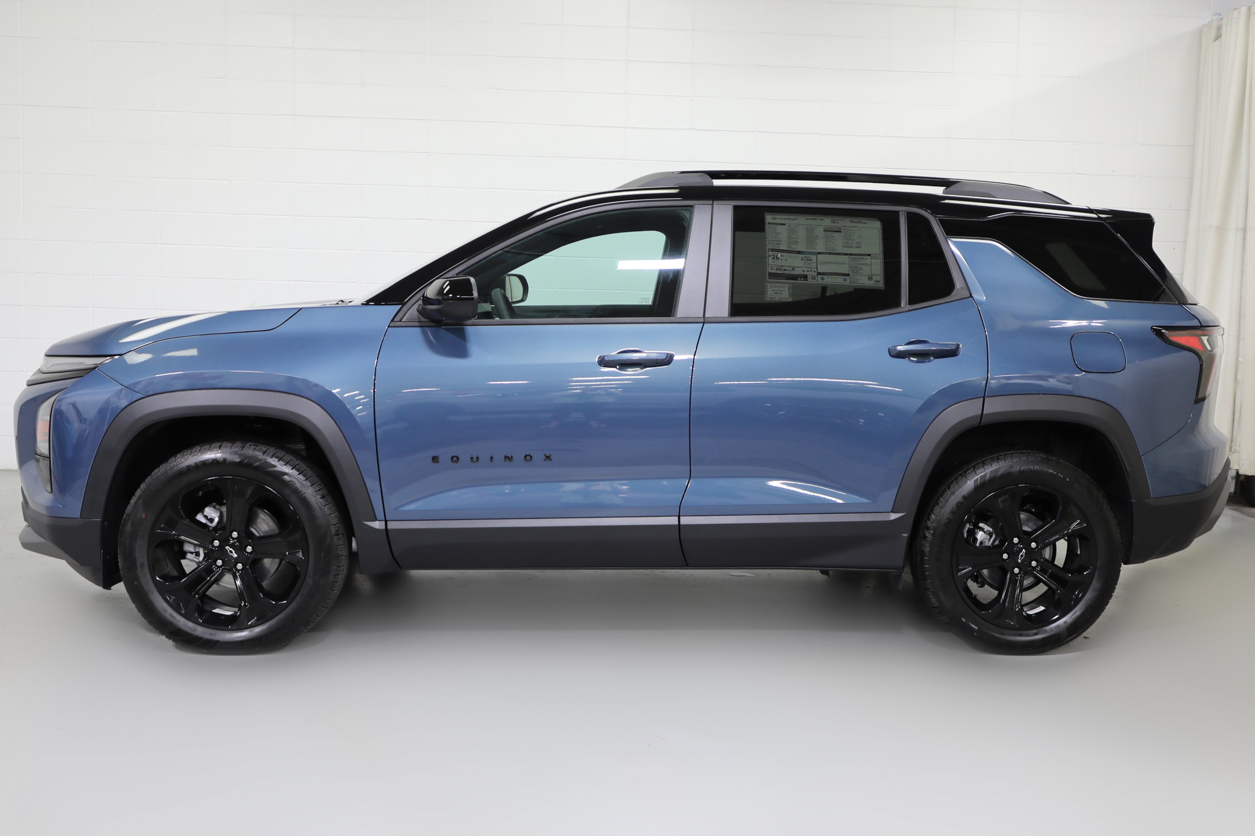 New 2027 Chevrolet Equinox LT w/ Convenience Package II AWD/4WD image 13
