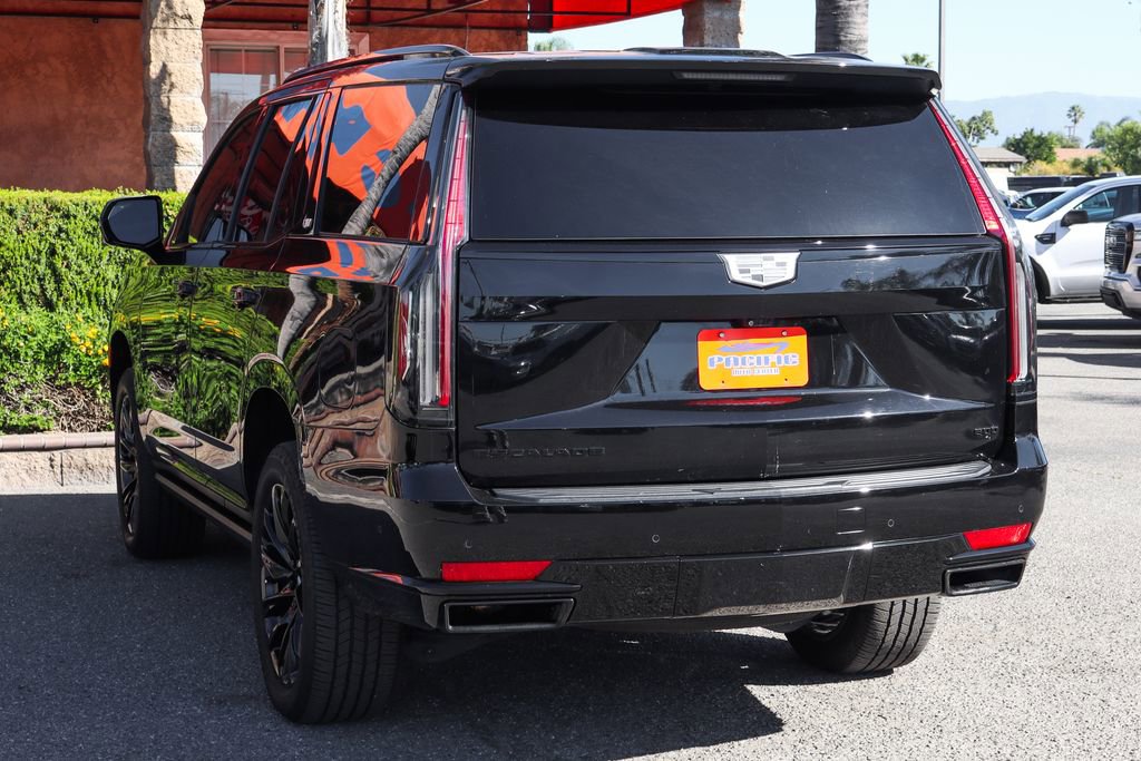 Used 2023 Cadillac Escalade Sport Platinum w/ LPO, ONYX Package AWD/4WD image 7