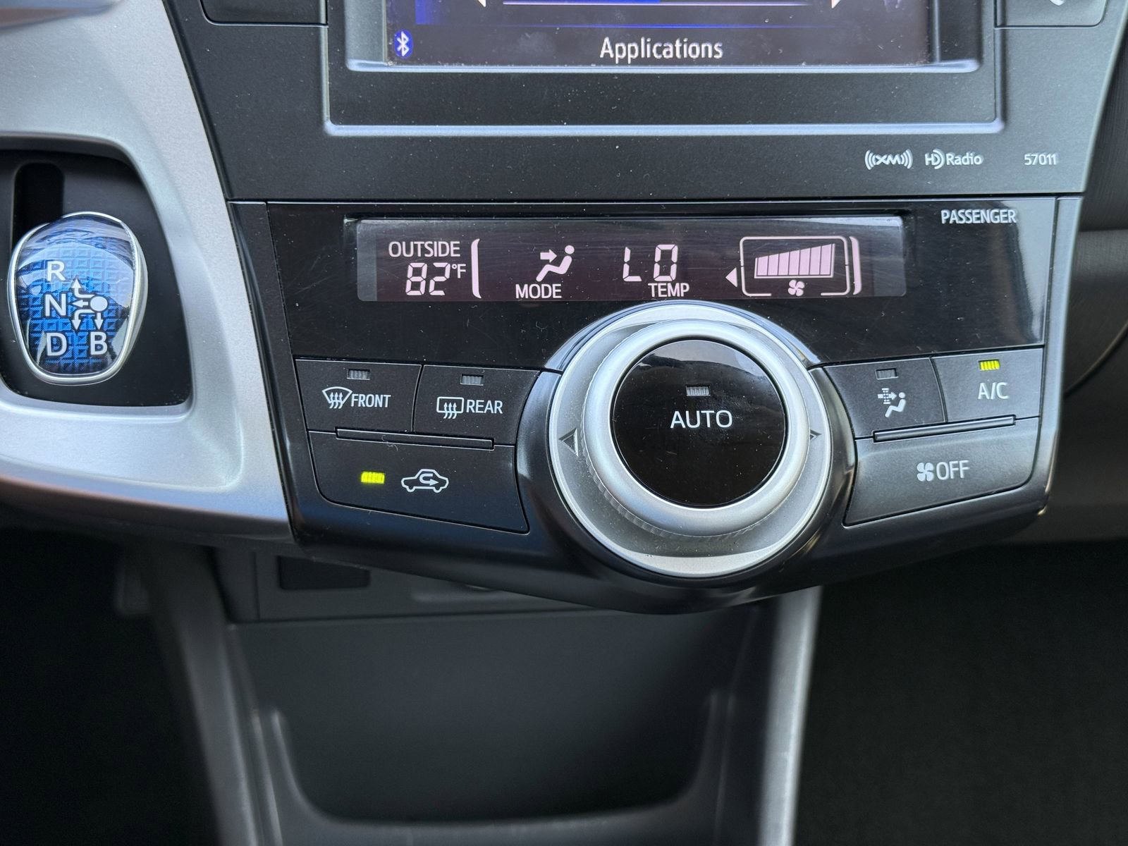 Used 2014 Toyota Prius V Three image 23