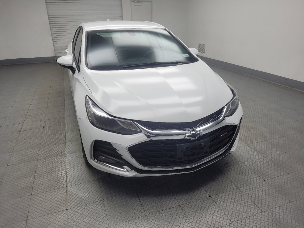 Used 2019 Chevrolet Cruze LT w/ Convenience Package FWD image 14