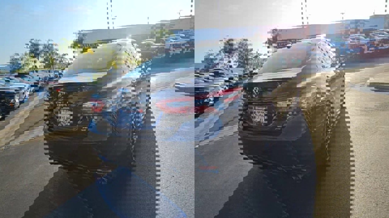 Used 2018 Toyota Camry XSE w/ Audio Package image 2