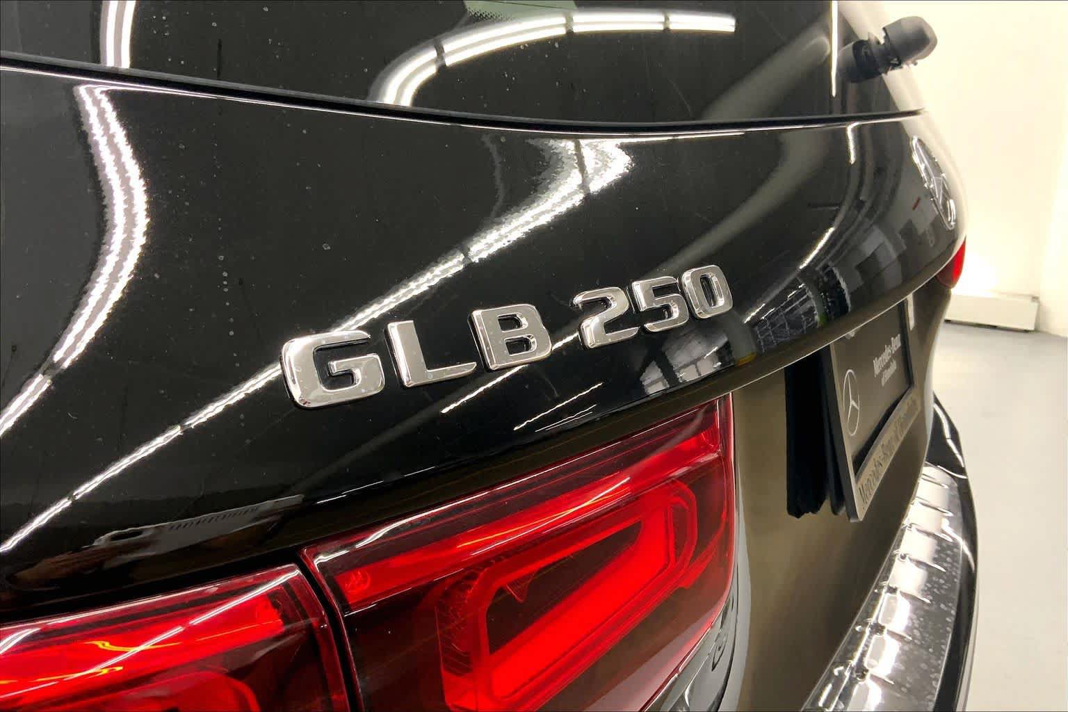 Certified 2022 Mercedes-Benz GLB 250 image 14