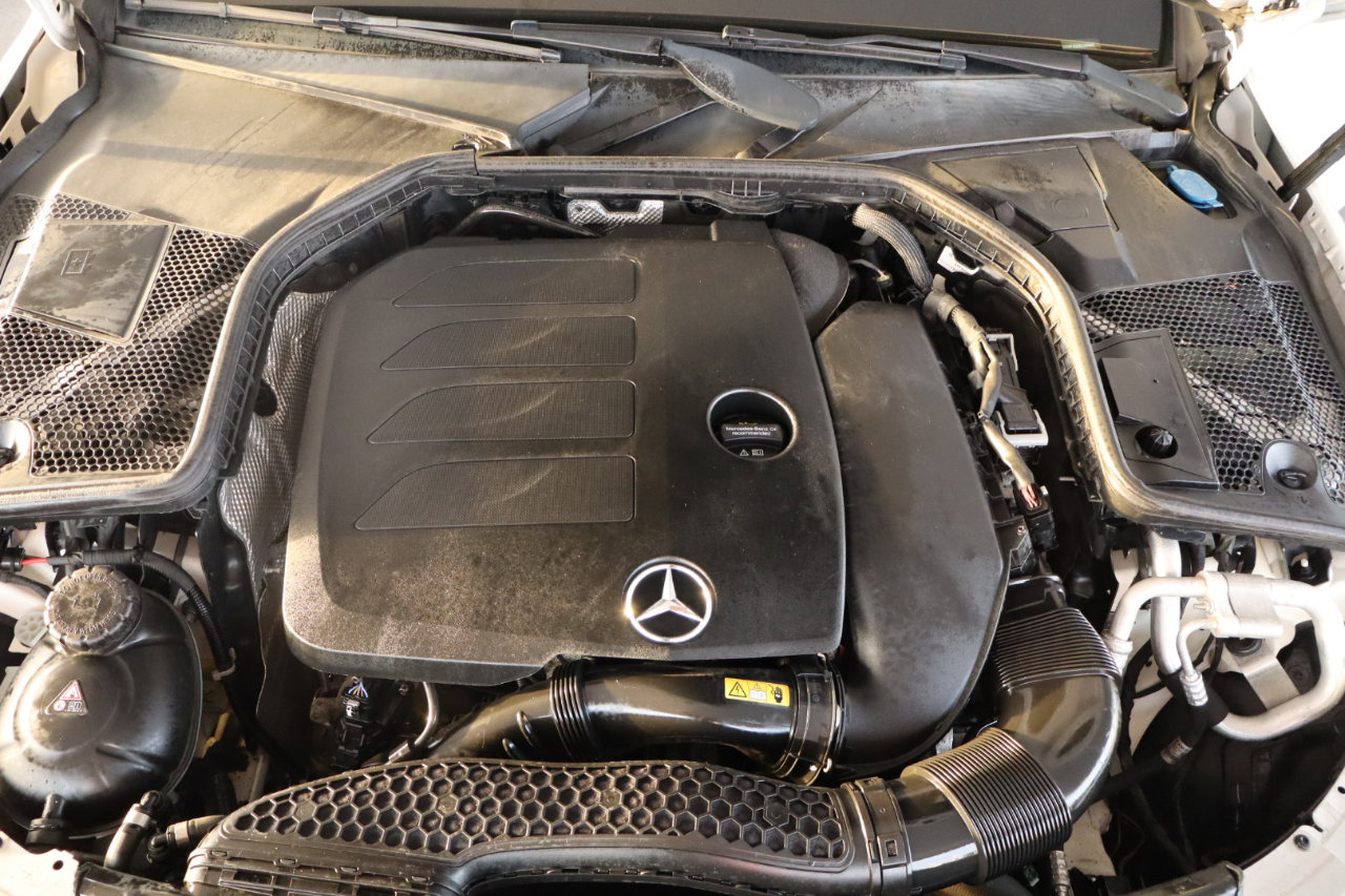 Used 2019 Mercedes-Benz C 300 4MATIC Sedan image 59