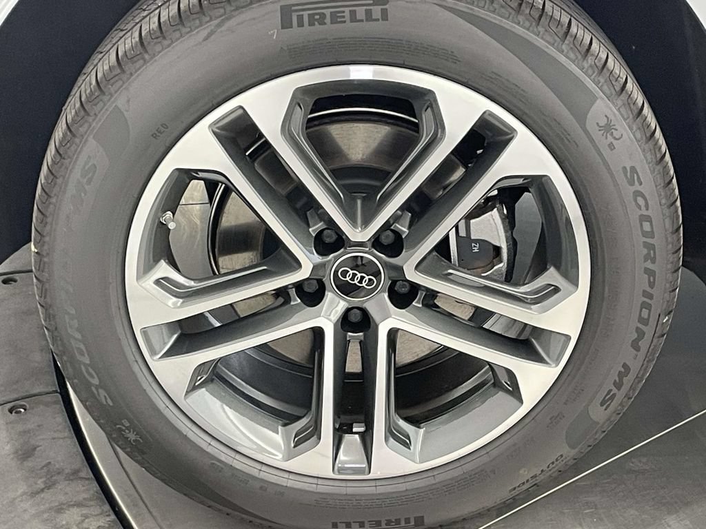 New 2026 Audi Q5 Premium AWD/4WD image 13