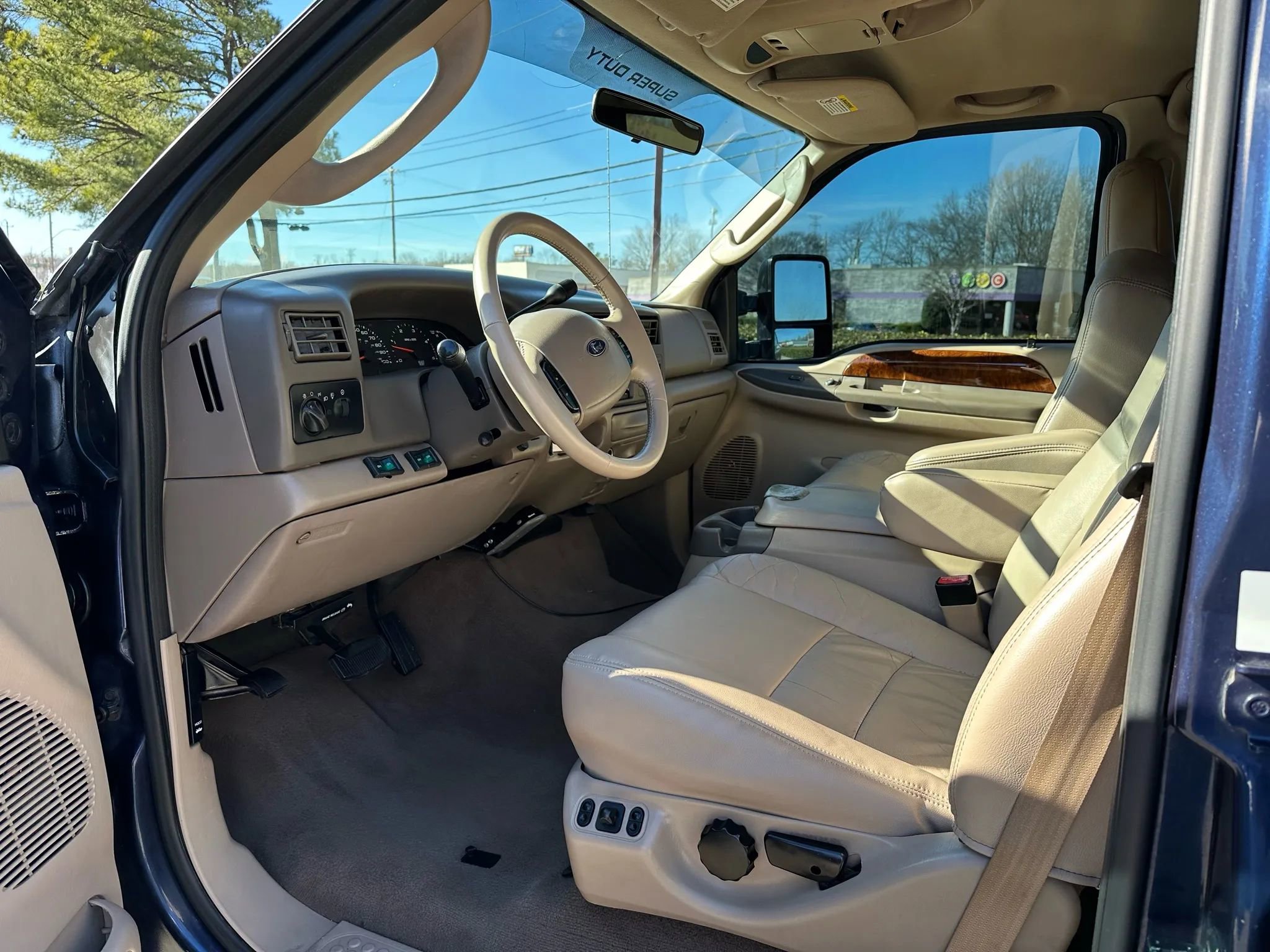 Used 2004 Ford F250 Lariat image 13