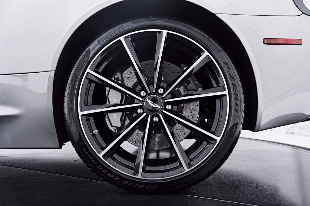 Used 2016 Aston Martin DB9 GT RWD image 42