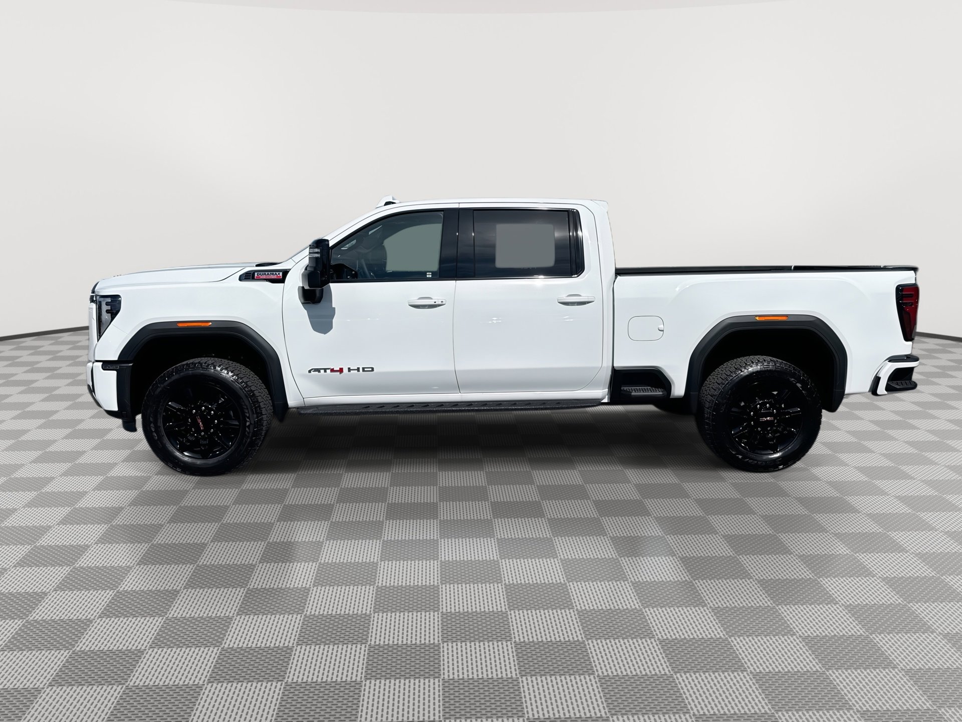 New 2026 GMC Sierra 2500 AT4 w/ AT4 Premium Plus Package AWD/4WD image 5