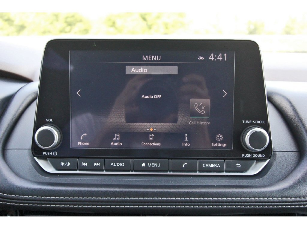 Used 2022 Nissan Rogue SV AWD/4WD image 26