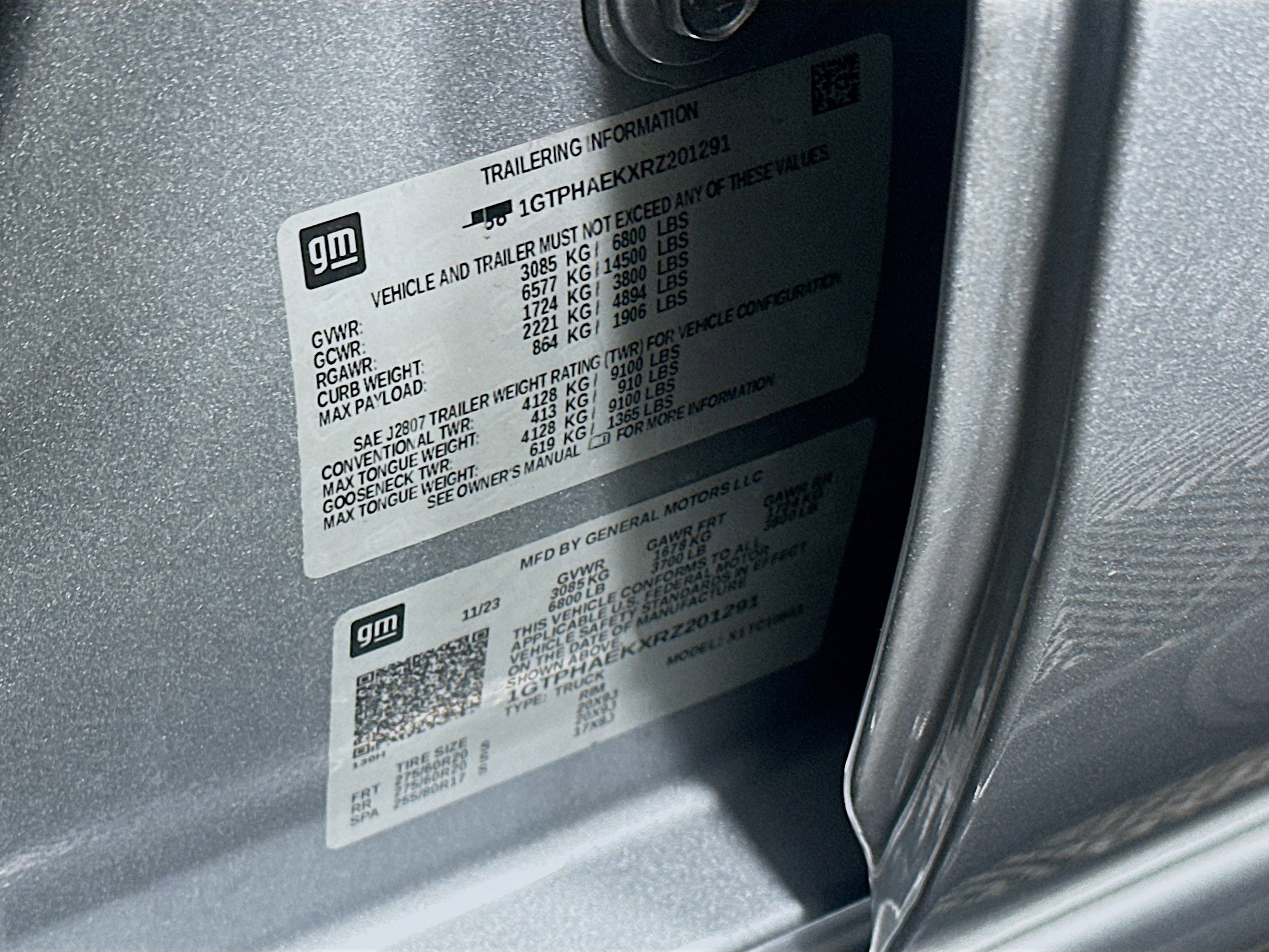 Used 2024 GMC Sierra 1500 Pro w/ Graphite Edition image 12