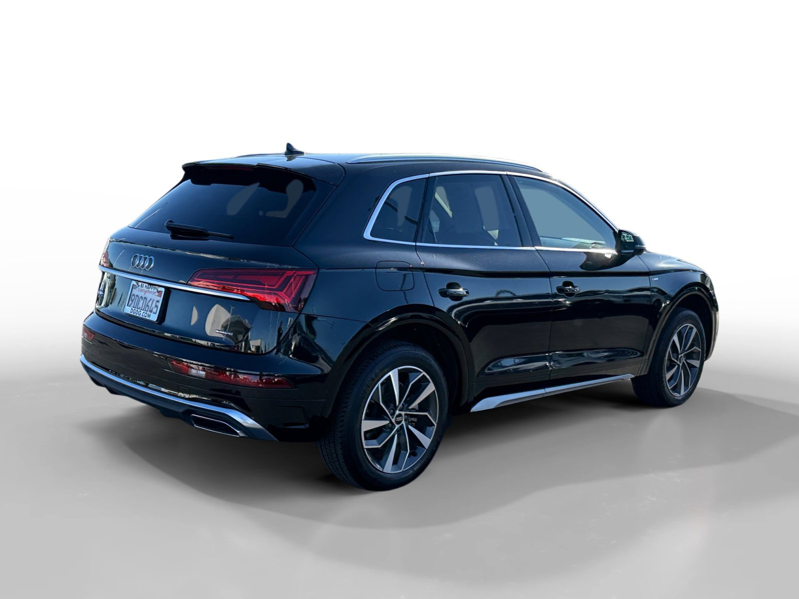 Used 2022 Audi Q5 2.0T Premium w/ Convenience Package image 5