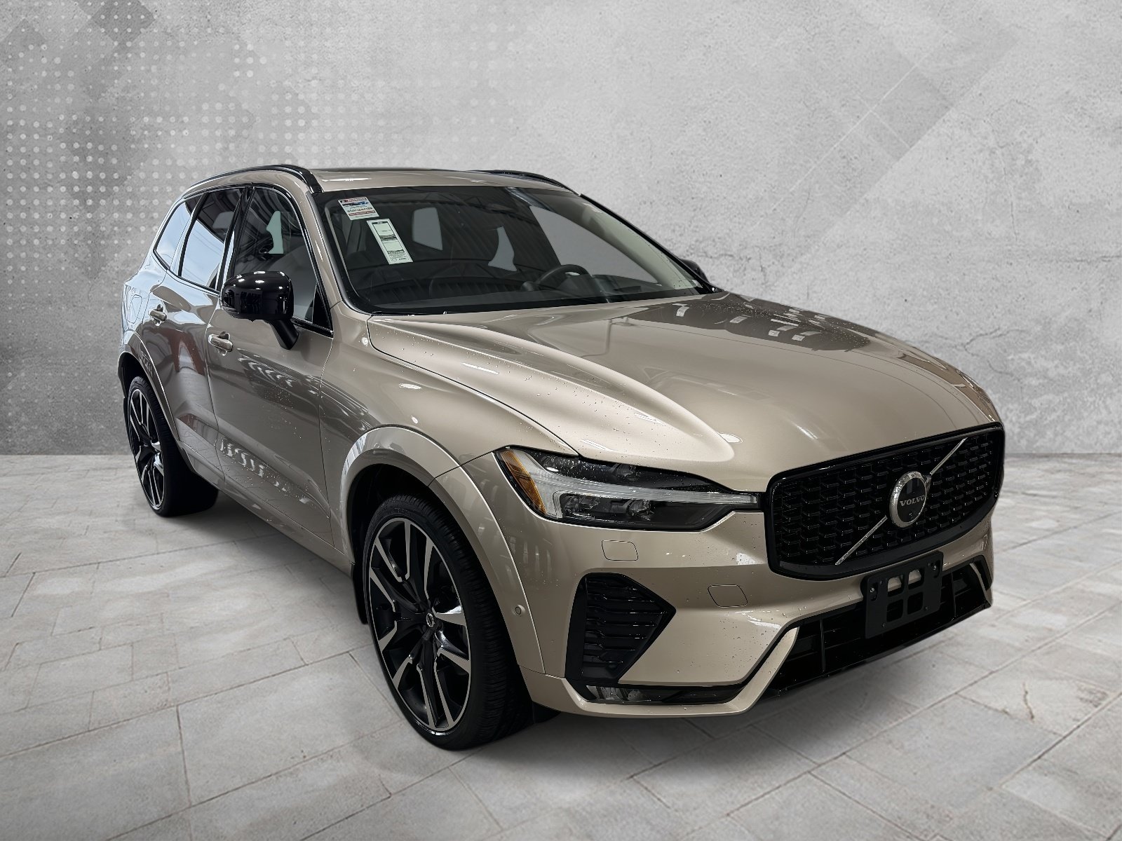 Used 2023 Volvo XC60 B6 Ultimate w/ Climate Package AWD/4WD image 1