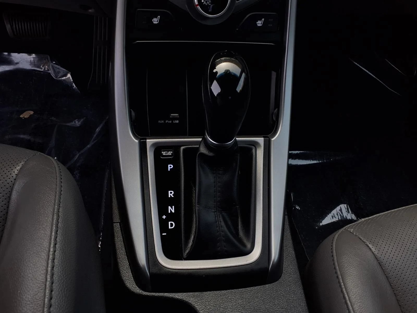 Used 2014 Hyundai Elantra Limited FWD image 10