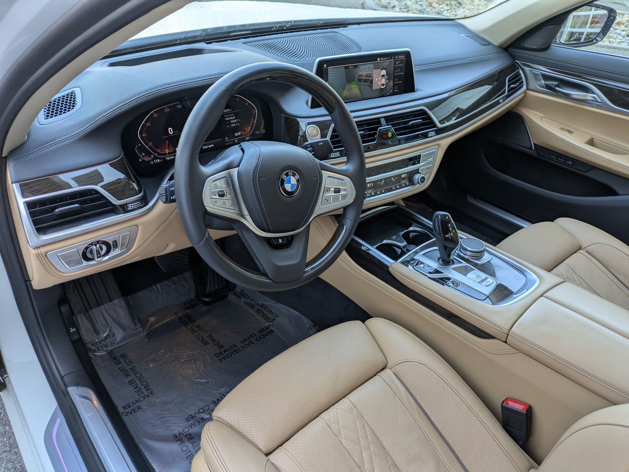 Used 2022 BMW 750i xDrive image 15