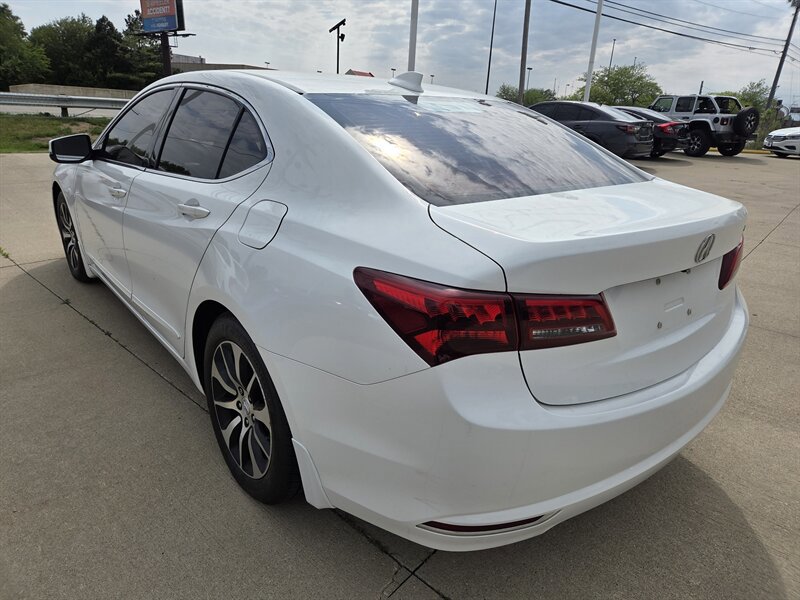 Used 2015 Acura TLX w/ Technology Package FWD image 5