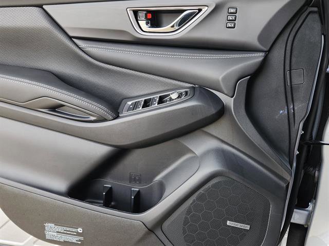 New 2025 Subaru Ascent Limited image 17