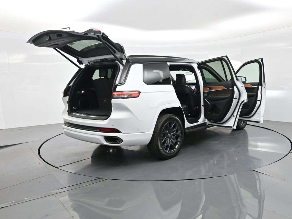 New 2025 Jeep Grand Cherokee L Summit image 34