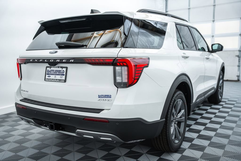 New 2026 Ford Explorer Active AWD/4WD image 5