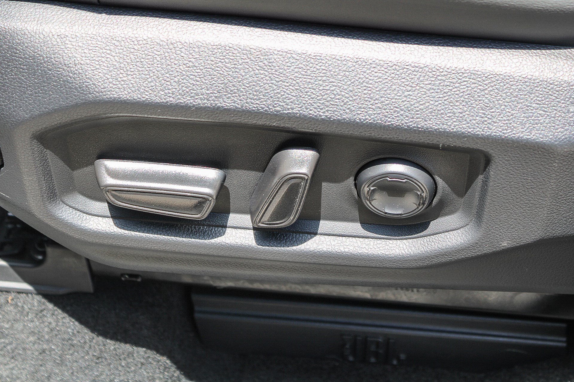 Certified 2024 Toyota Tundra Platinum AWD/4WD image 19
