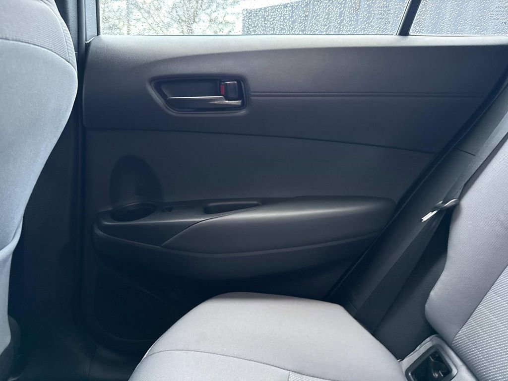 Used 2025 Toyota Corolla Cross AWD Hybrid image 19
