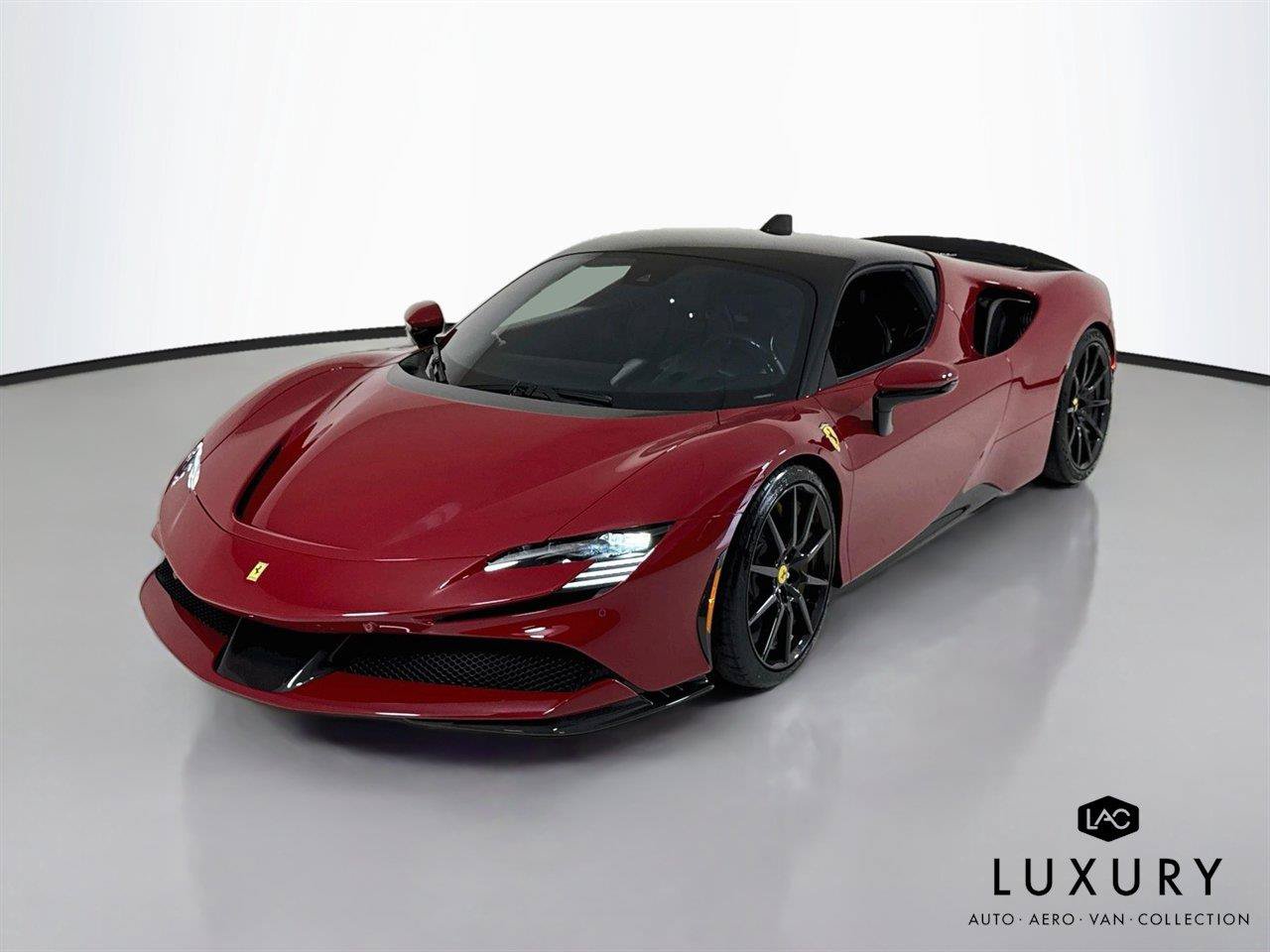 Used 2022 Ferrari SF90 Stradale AWD/4WD image 3
