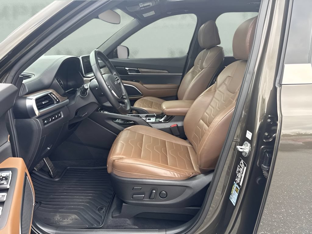 Used 2022 Kia Telluride SX w/ SX Prestige Package AWD/4WD image 5