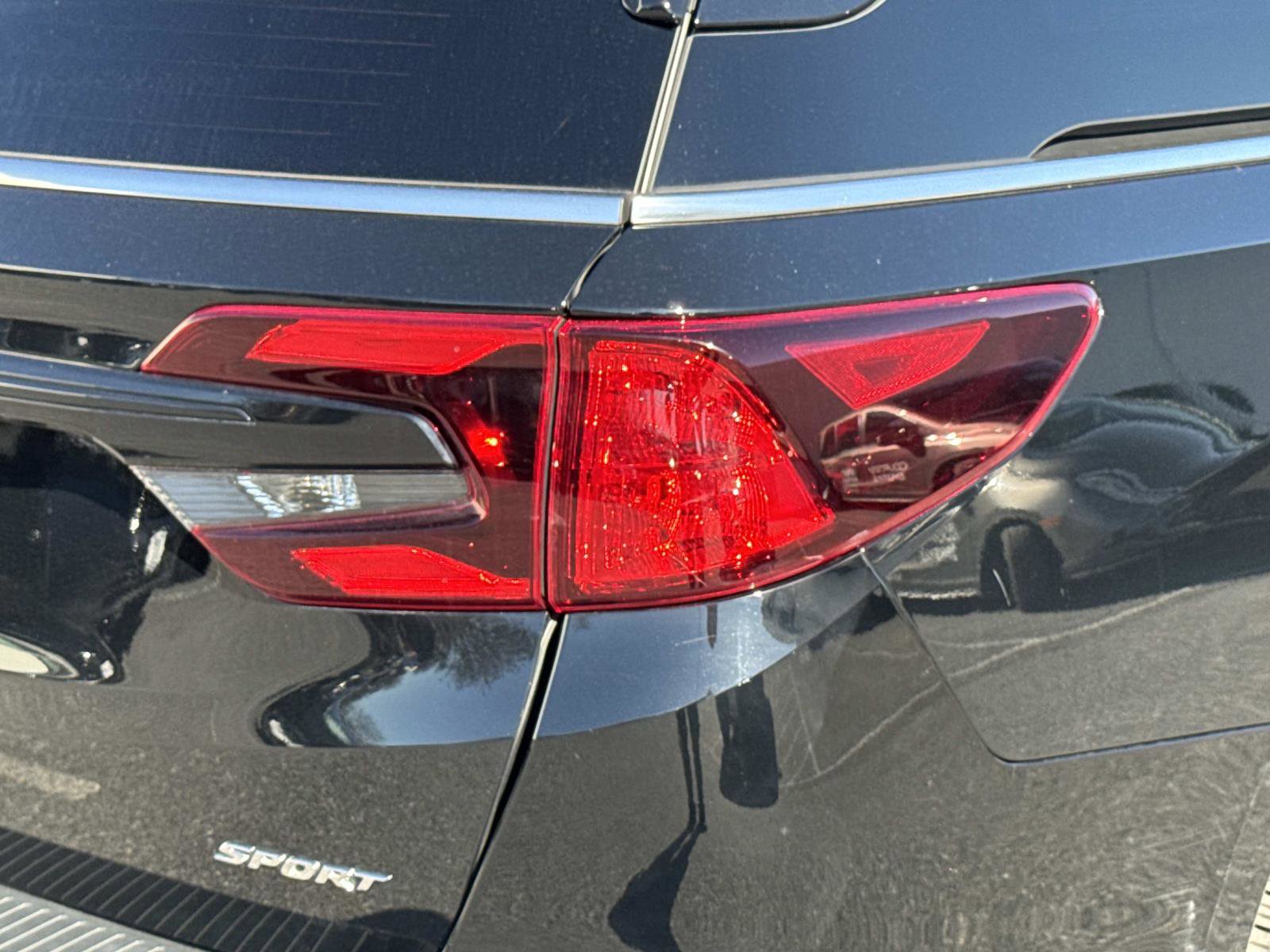 Certified 2024 Honda Odyssey Sport image 30