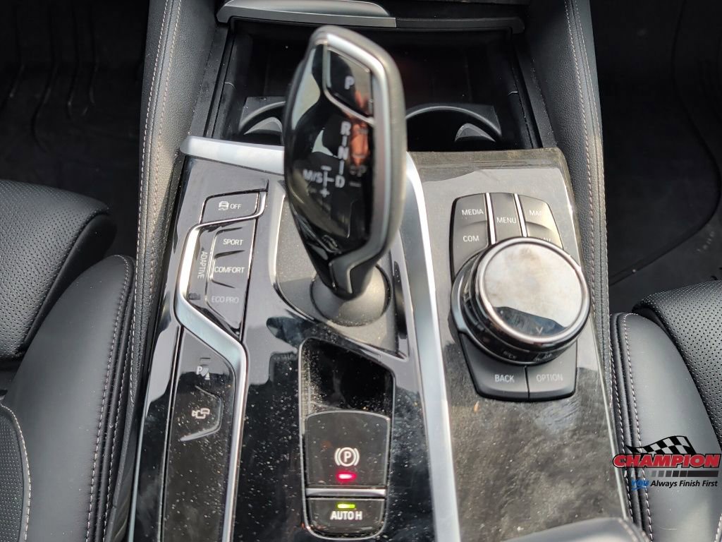 Used 2023 BMW M550i xDrive w/ Executive Package AWD/4WD image 19