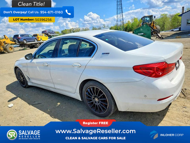 Used 2018 BMW 530e xDrive w/ Premium Package 2 AWD/4WD image 3