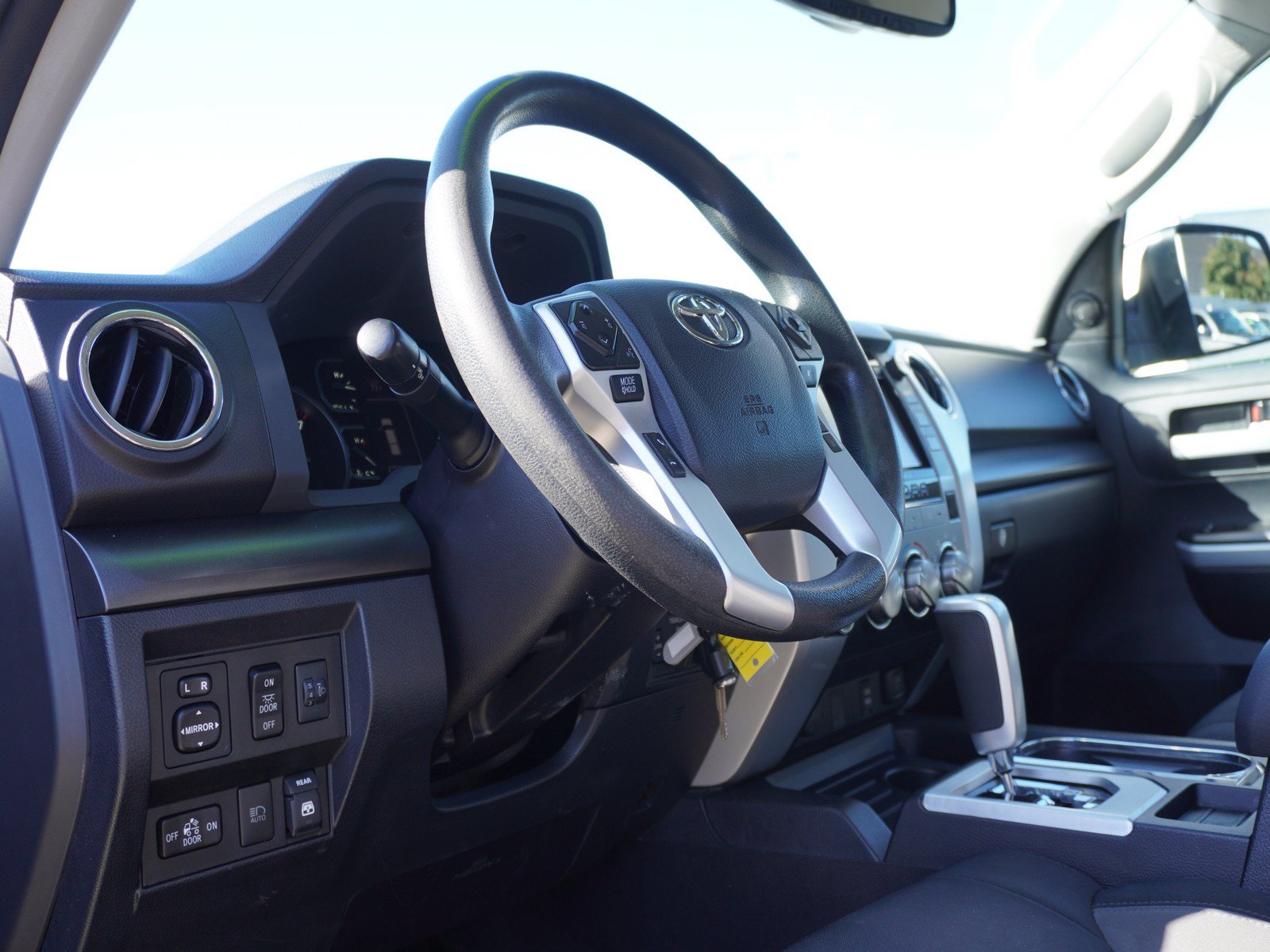 Used 2019 Toyota Tundra SR5 w/ SR5 Upgrade Package AWD/4WD image 20