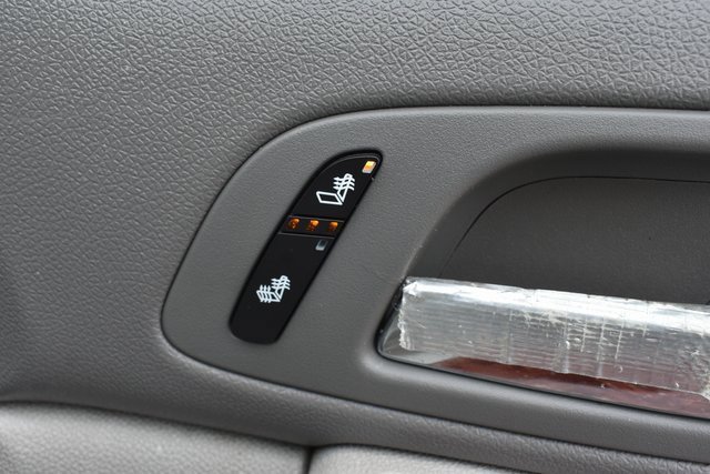 Used 2007 Chevrolet Suburban LT image 41