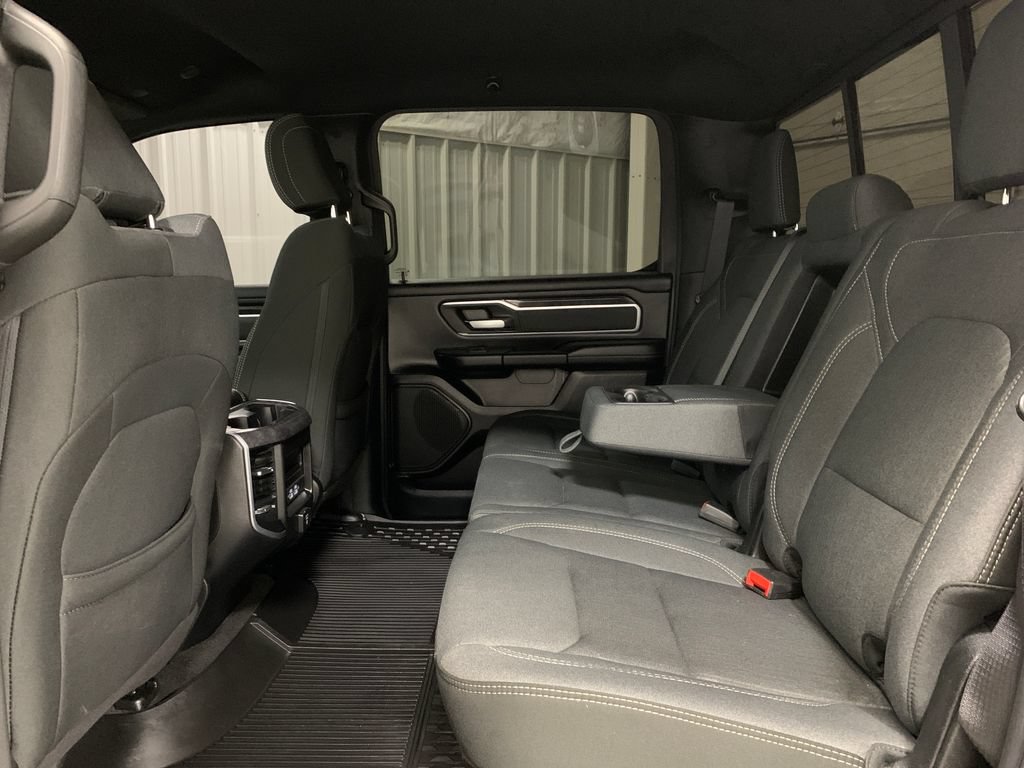 Used 2021 RAM 1500 Big Horn AWD/4WD image 17