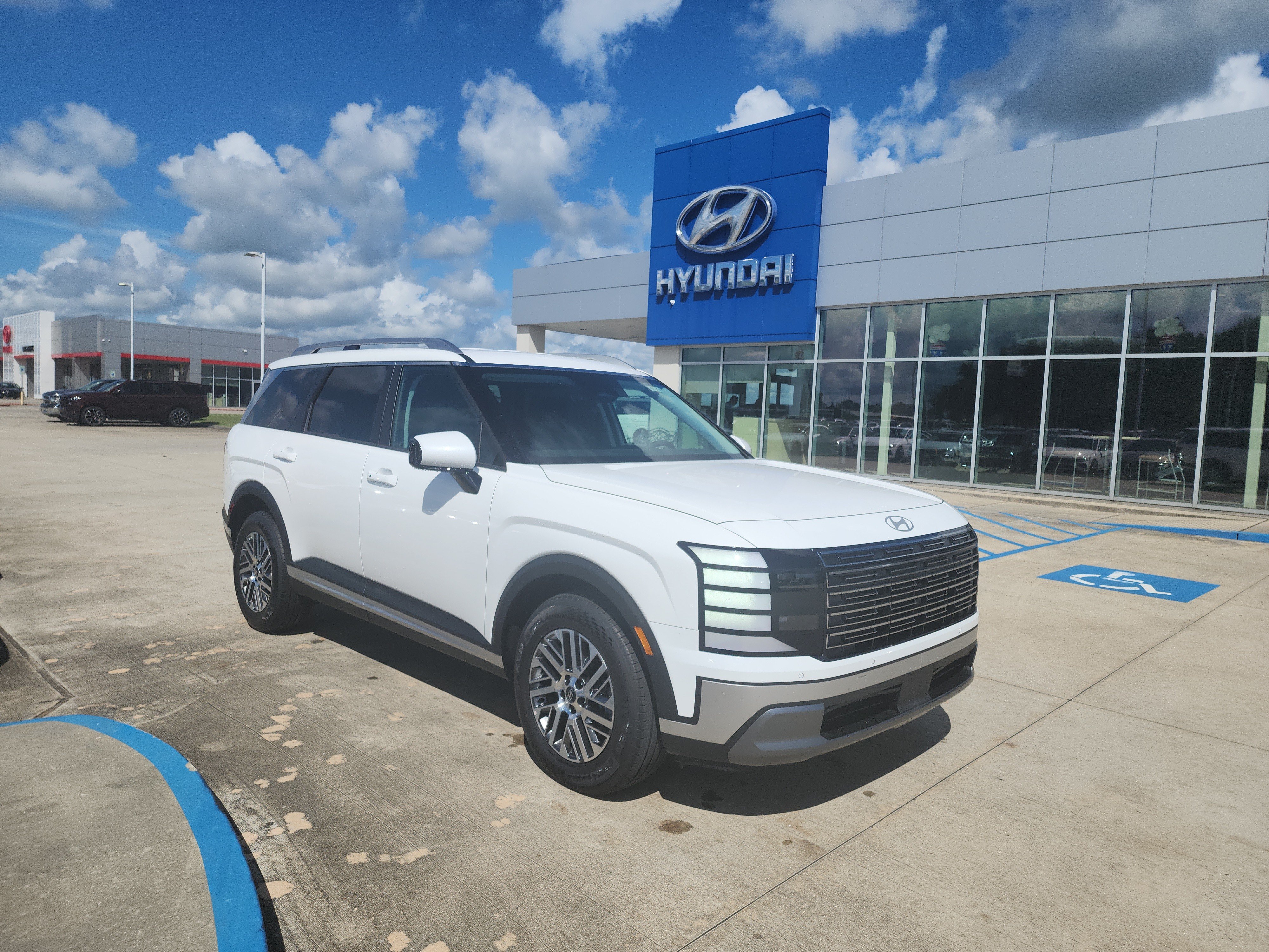 New 2026 Hyundai Palisade SEL FWD image 1