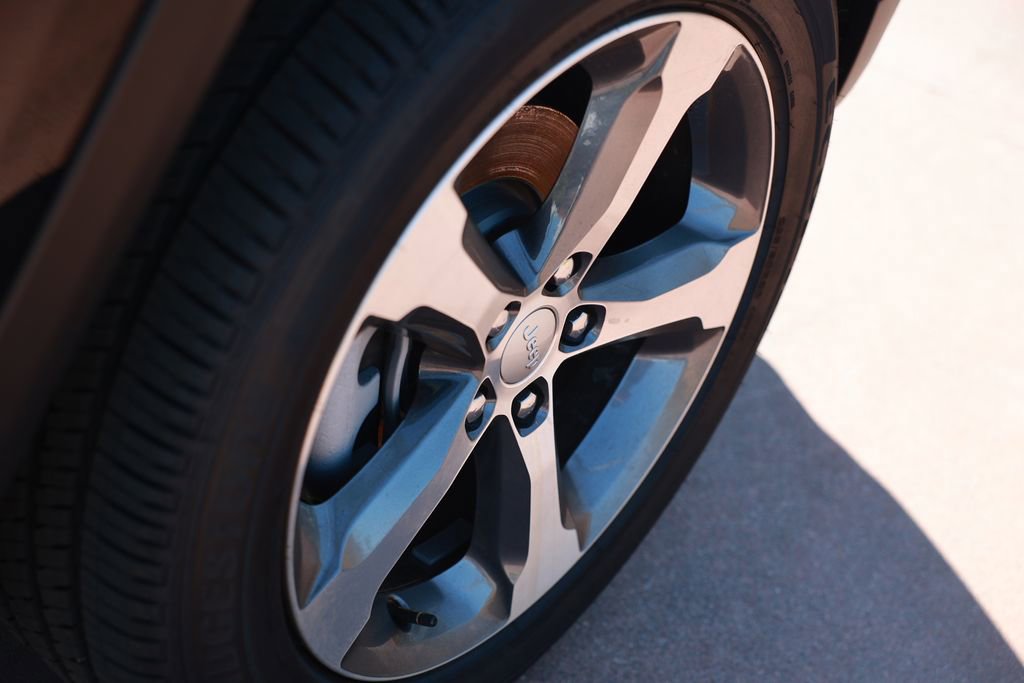 New 2026 Jeep Grand Cherokee Limited image 9