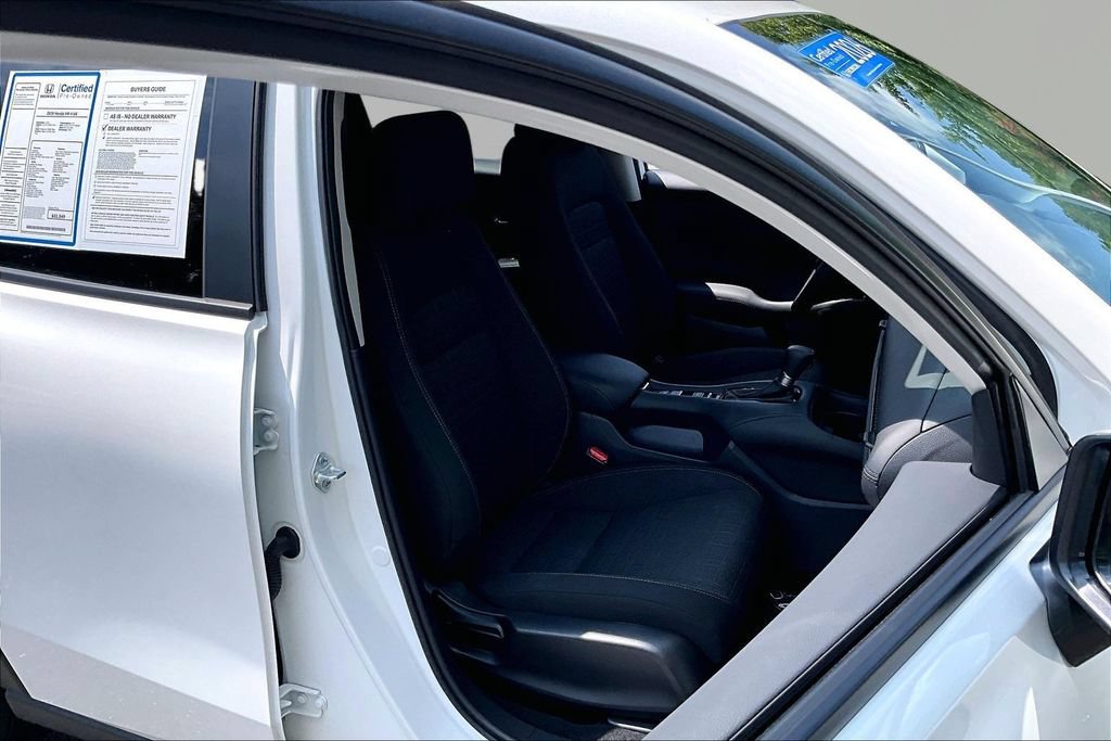Certified 2026 Honda HR-V LX image 19