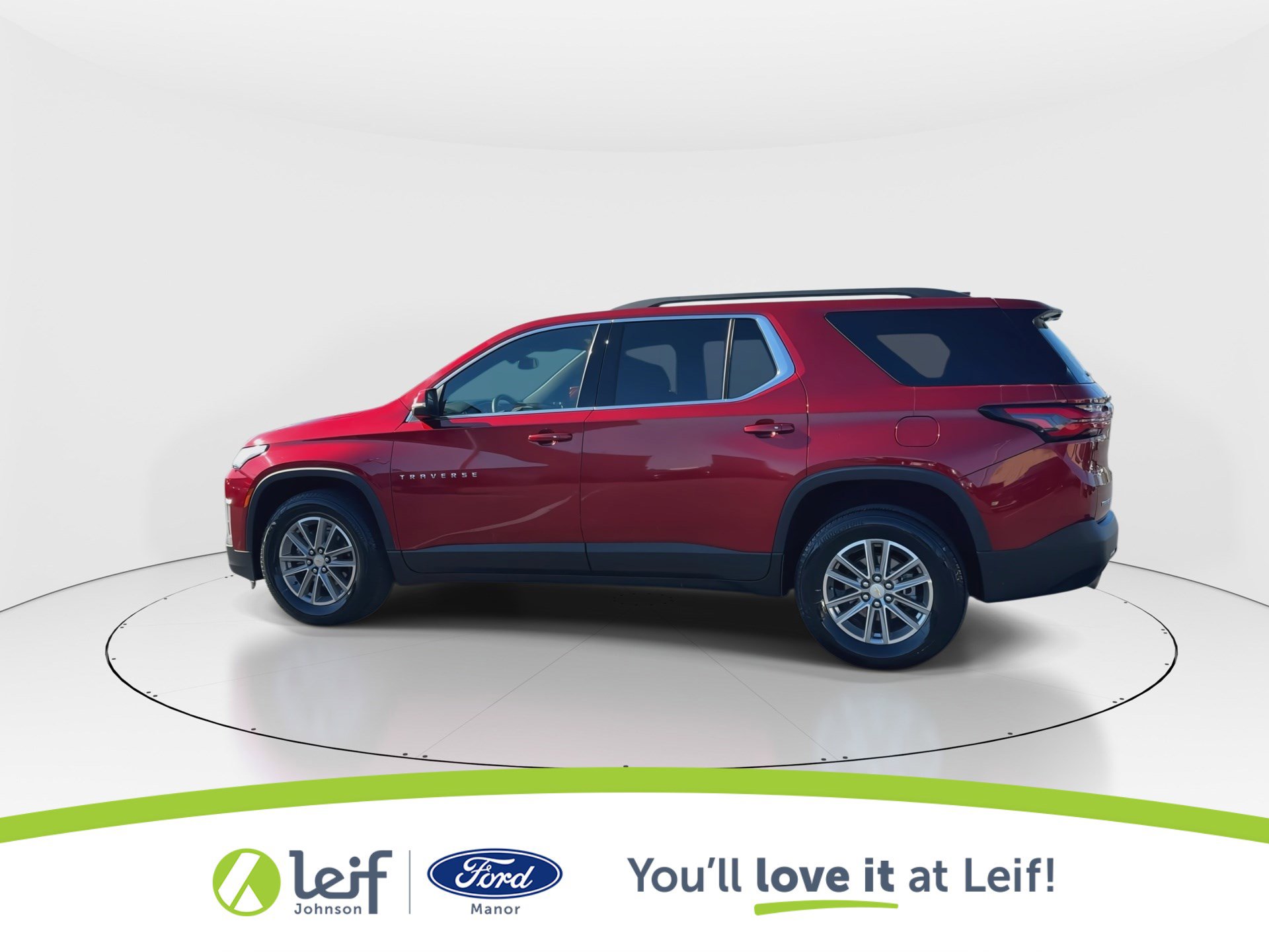 Used 2023 Chevrolet Traverse LT image 5