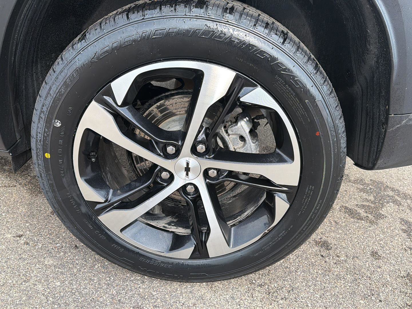 Used 2024 Chevrolet Trax RS w/ Driver Confidence Package FWD image 10
