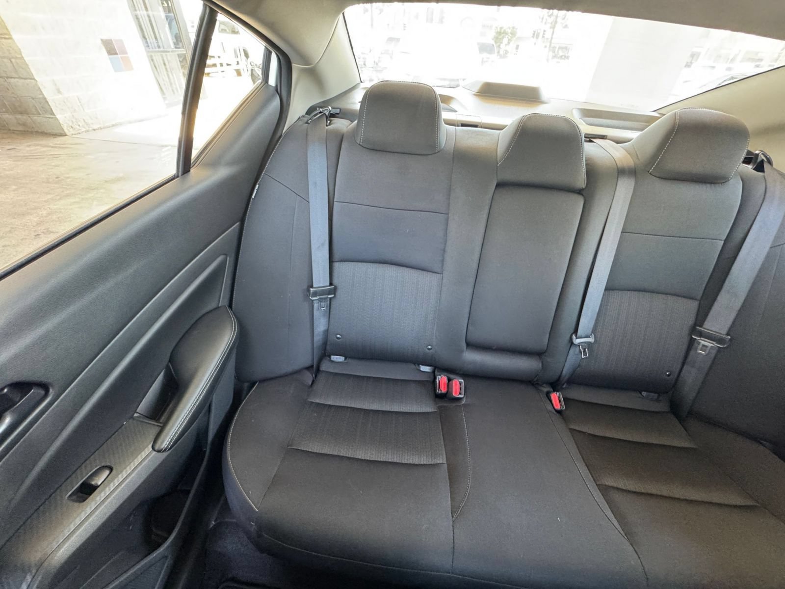 Used 2025 Nissan Altima 2.5 SV FWD image 38