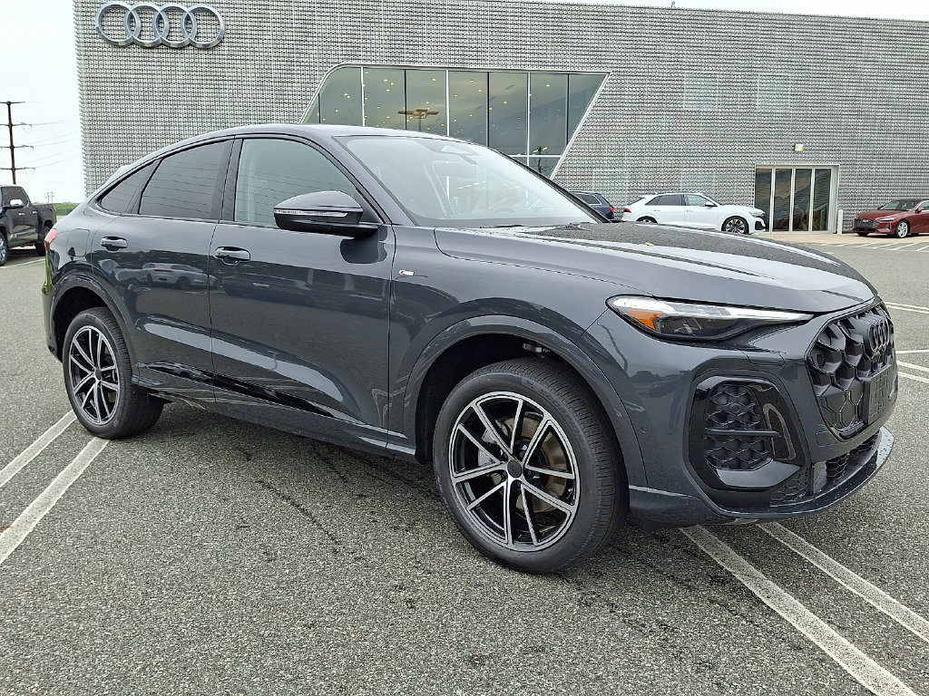 New 2026 Audi Q5 Premium Plus AWD/4WD image 1