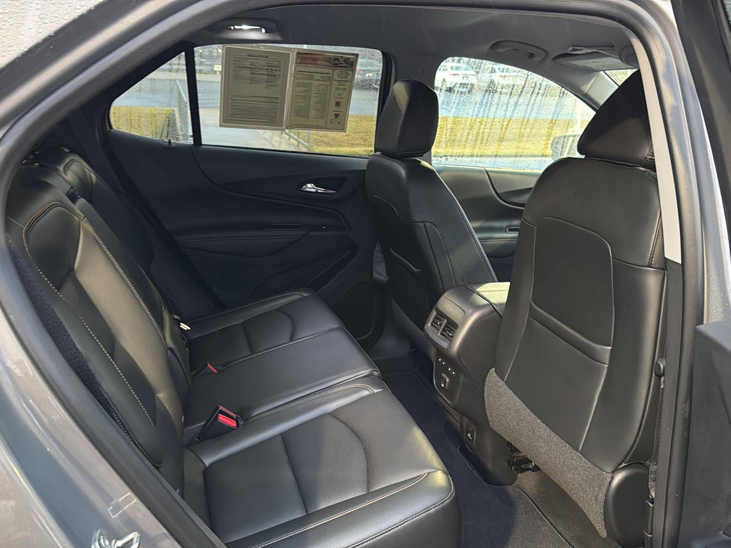 Used 2019 Chevrolet Equinox Premier image 11