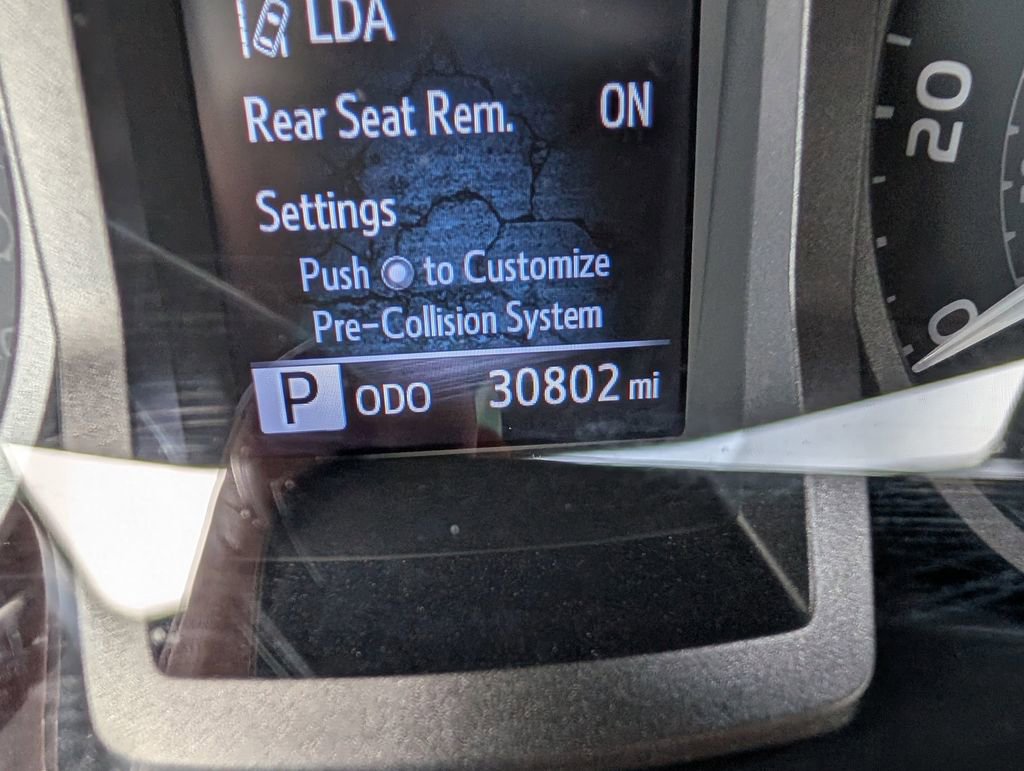 Used 2023 Toyota Tacoma TRD Sport w/ Advanced Technology Package image 18