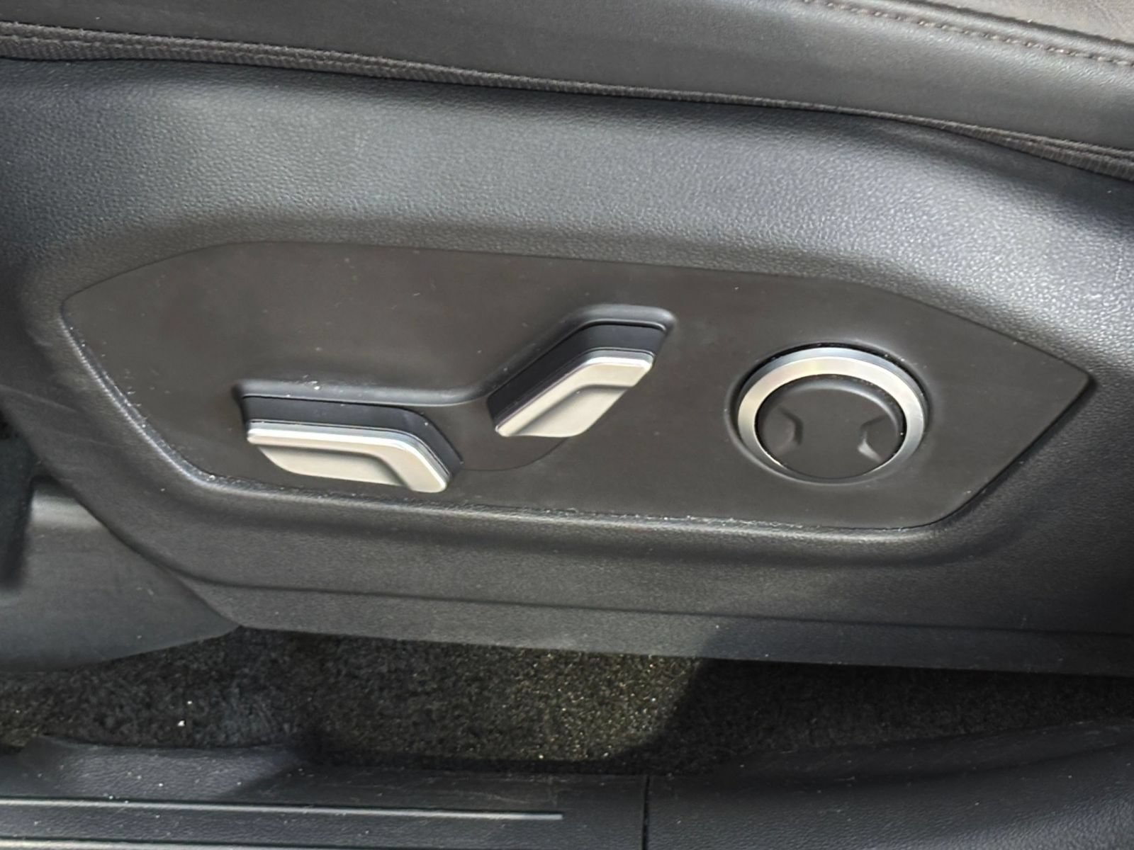 Used 2026 Hyundai Santa Fe SEL FWD image 22